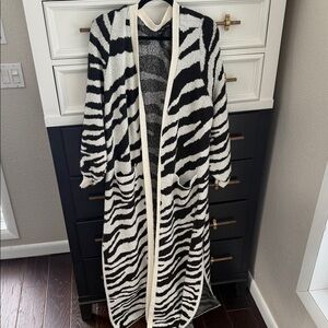 Fashion to Figure Monochrome Knit Cardigan